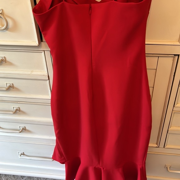LIKLEY red midi dress - Picture 3 of 4